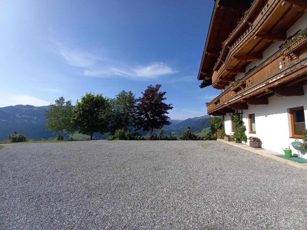 Ferienwohnung Brixental キルヒベルク・イン・チロル エクステリア 写真